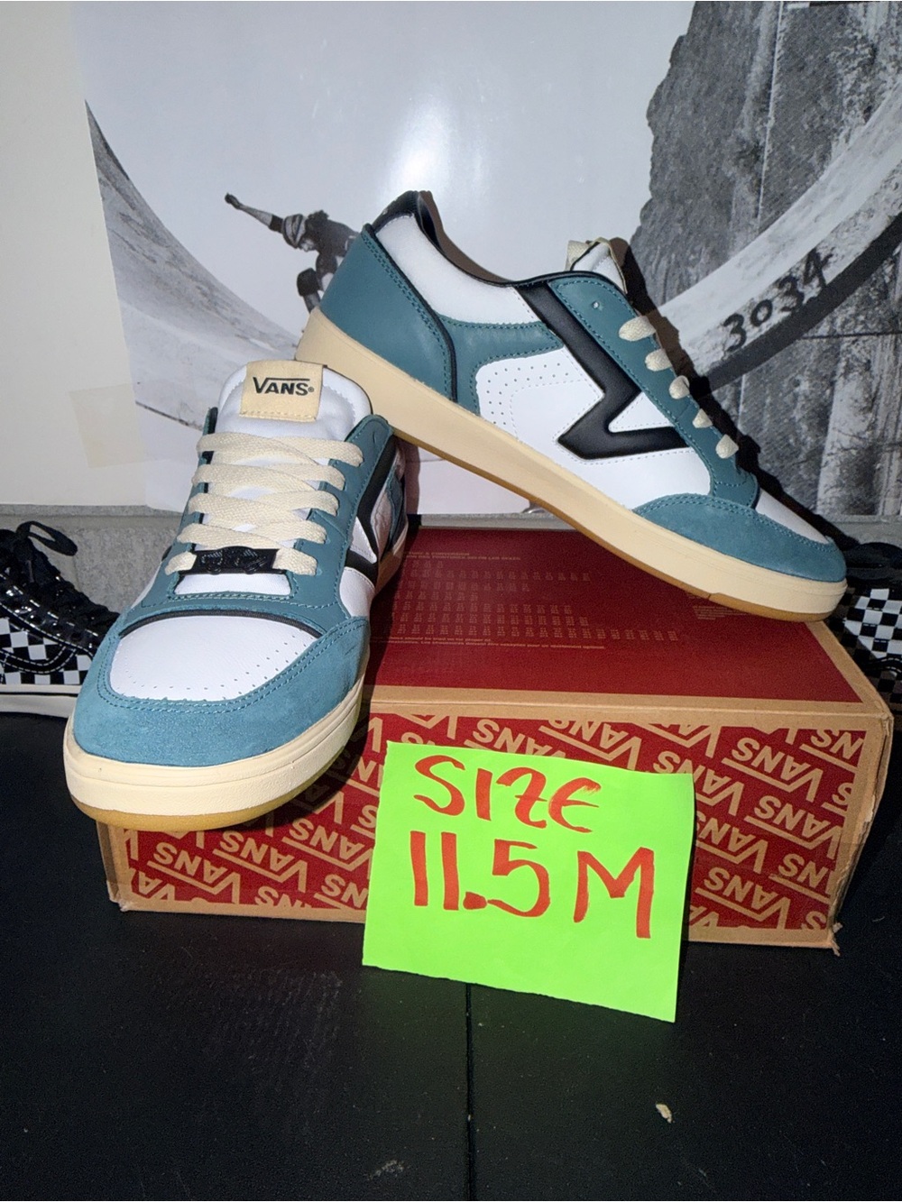 Vans Lowland Comfycush JMP sz 11.5 Men’s 13.0 Woman